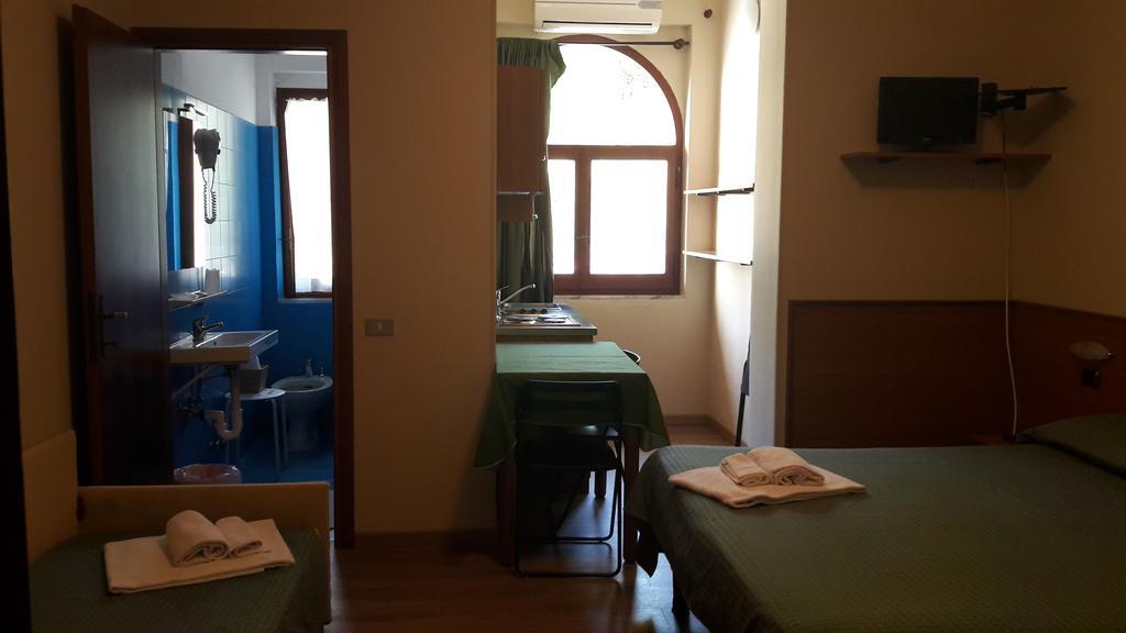 Hotel Residence Moneglia Exterior photo